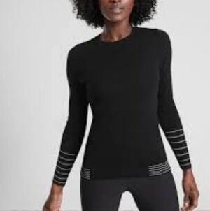 Athleta On Trend Popular Table Rock Sweater Black & Silver Women's Size XS